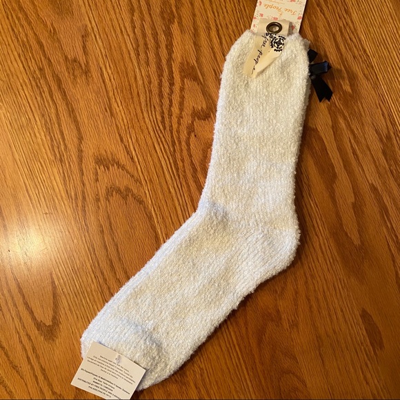 NWT Free People comfy socks, lot of 4 pairs - Picture 3 of 9